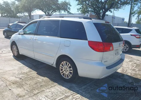2010 Toyota Sienna Xle из США, поврежденный, VIN 5TDYK4CC1AS339231